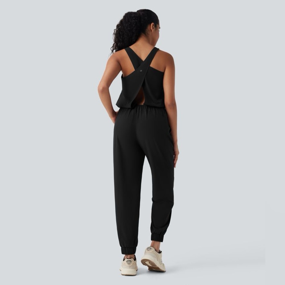 🖤 NWT! Halara Quick Dry Featherweight Jumpsuit with Pockets - Picture 3 of 12